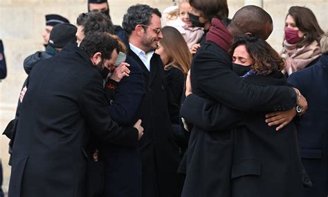 Lea Seydoux joins grieving family of Gaspard Ulliel for funeral.